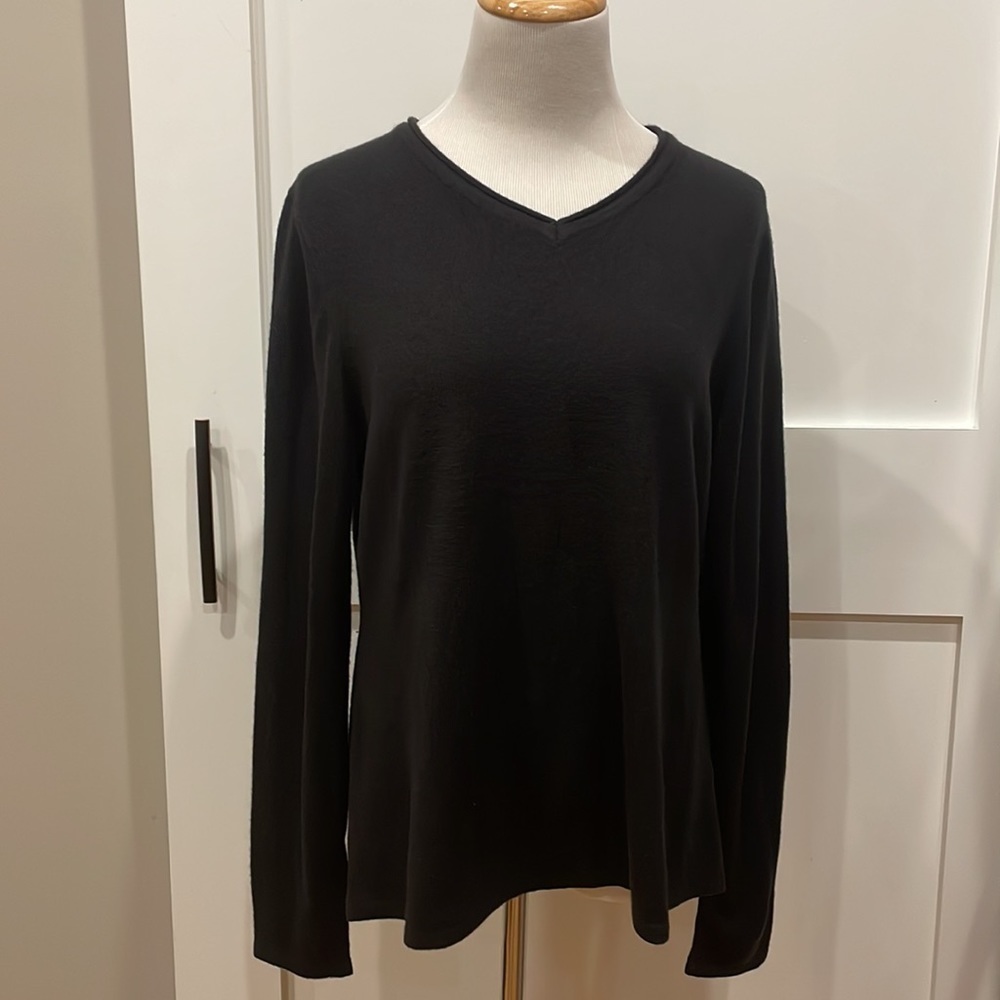 Croft & Barrow V-Neck Sweater - Size L‎